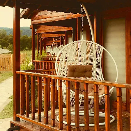 Курортный комплекс Slow West Glamping *